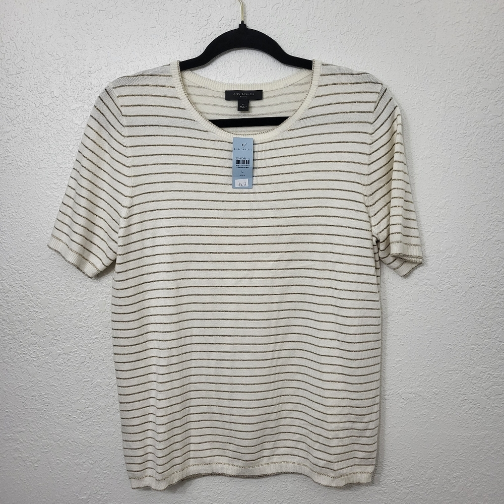 Ann Taylor Scoop Neck Top LP